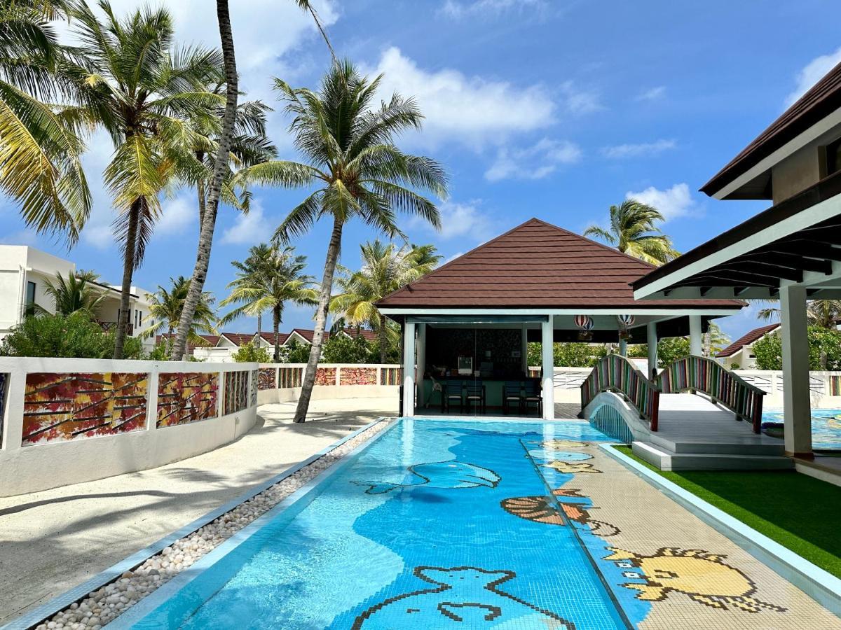 Oblu Xperience Ailafushi Hotel Male Exterior foto