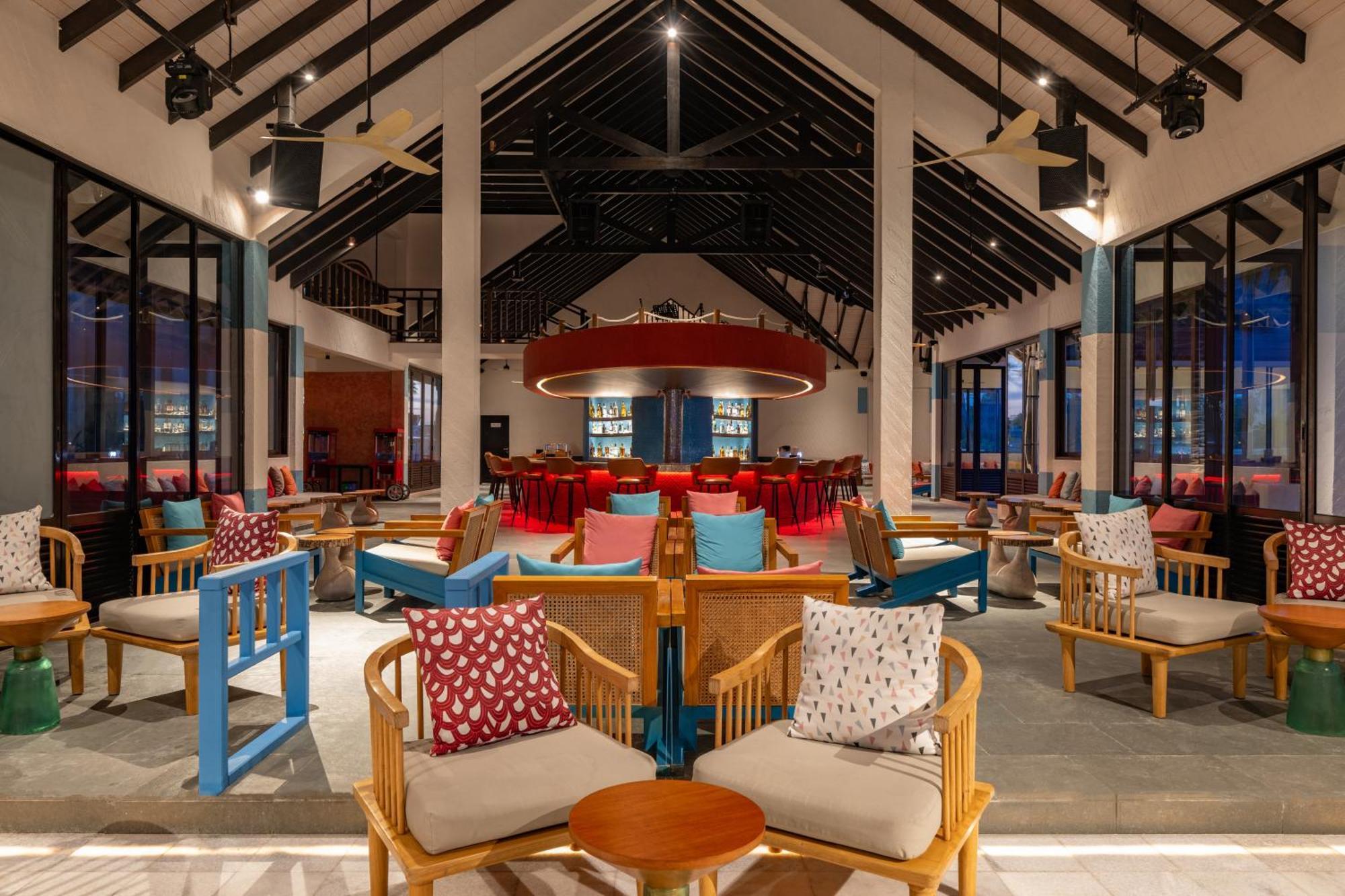 Oblu Xperience Ailafushi Hotel Male Exterior foto